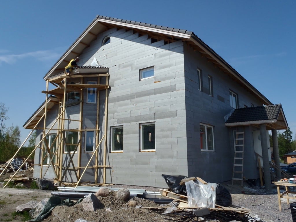 passiivikivitalo-rakentumassa